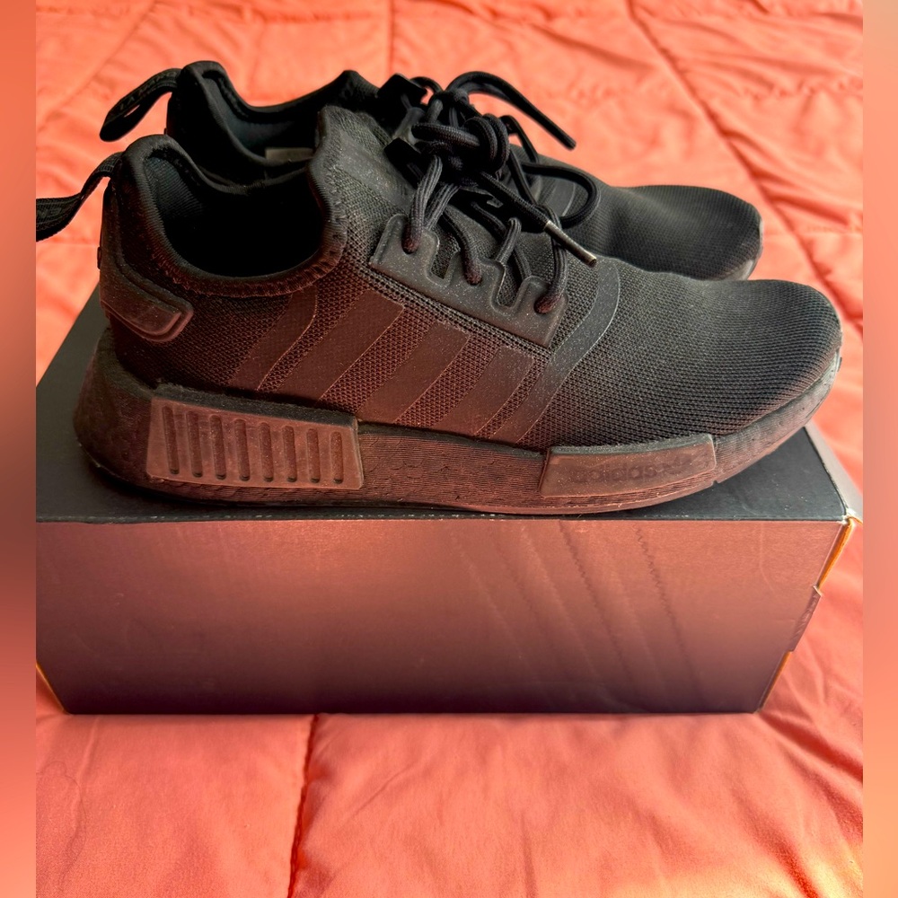 Adidas Men's Black Sneakers